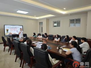 品味书香 提升素养——枣庄市市中区君山路小学成功举办教师读书心得暨教育叙事评选活动