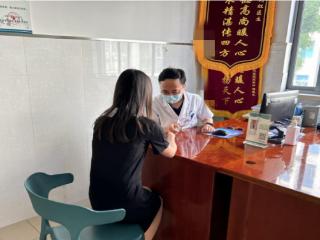 梅雨季真菌高发 脚趾糜烂脱皮需警惕足癣