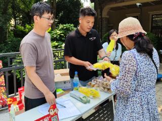 澜溪社区举办“邻里同心，网格同行”趣味运动会