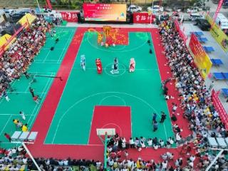每一项顶级职业联赛，都是曾经的“村BA”