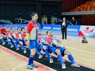 江苏省代表队在第二届全国全民健身大赛（华东区）拔河比赛中获一金两银