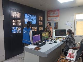 济宁市任城区南张街道满庄社区：监控联动精准排查 网格守护小区平安