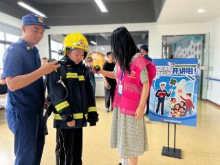 数智启航，科创筑梦！三角咀家园社区青少年公益暑托服务正式启航