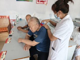 荣成市宁津街道卫生院开展“四进四送四提升，岐黄惠民润乡村”活动