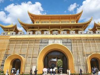 大庸古城焕新：芒果IP注入，张家界解锁文旅“青春密码”