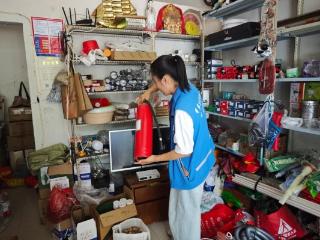 济宁市任城区南张街道悦诚社区开展“九小场所”消防安全排查 筑牢安全防护网