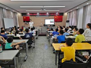 济宁市任城区阜桥街道新刘庄社区开展“诗韵润心诵经典 书香少年展风华”经典诵读大赛