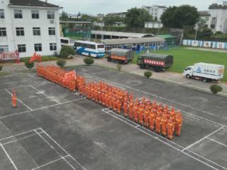 合肥消防救援机动支队多点前置备勤应对台风“巴威”