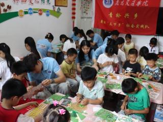 让非遗从课本“走”进生活：南昌交通学院“青衿兴乡”实践队为乡村文化振兴注入新动能