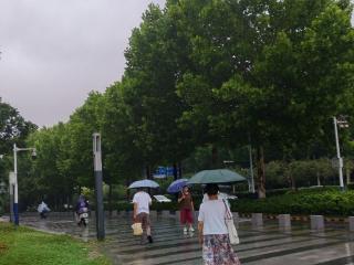 “巴威”离开安徽 气象专家提醒：风雨影响仍在持续