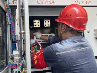 三穗供电局：鏖战广西贵港受灾小区昼夜不休 奋力抢修护航民生光明