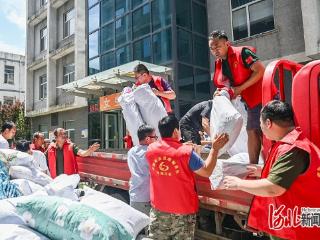 闻汛而动 守护安全｜记者探访宽城满族自治县第三中学安置点
