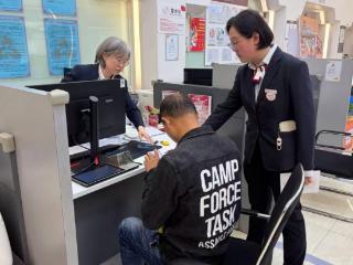 无声世界见真情 指尖架起暖心桥——工行贵阳云岩支行营业室无障碍服务温暖聋哑客户