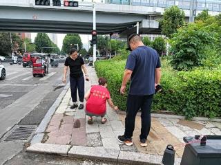 济宁市任城区李营街道薛口社区开展“筑牢防汛安全防线 守护社区平安家园”排查活动