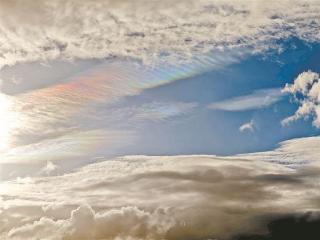 今天入伏厦门体感闷热 阵雨和雷阵雨随时可能“空降”