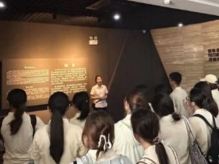 中南大学暑期实习队赴厂窖惨案遇难同胞纪念馆开展红色研学活动